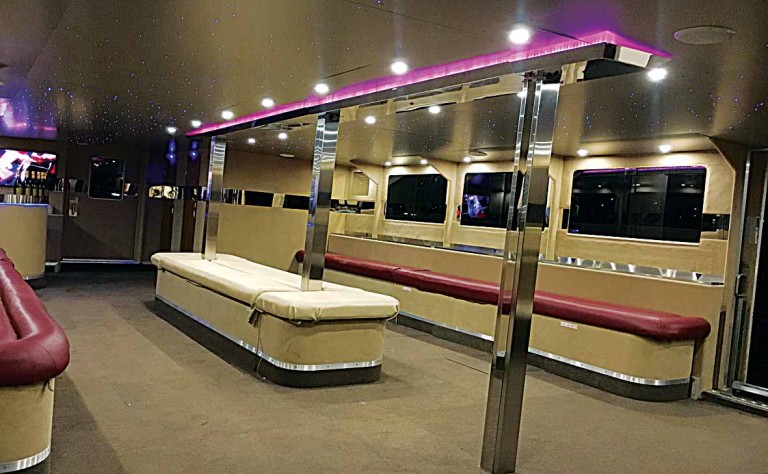 limo boat bar