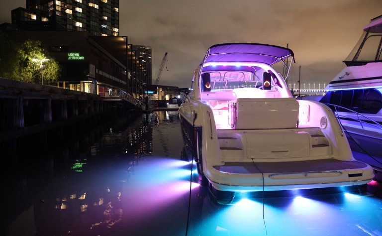 luxury melbourne yacht bucks