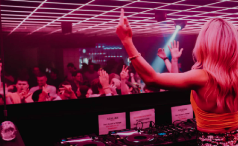 aslyum nightlclub dj hen