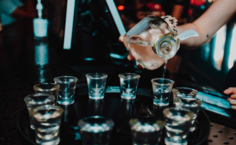 aslyum nightlcub drinks hen